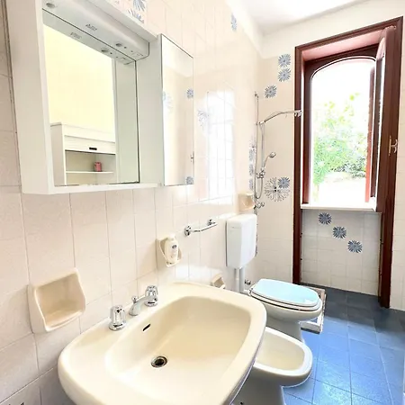 Apartment Villa Laura Apartments *