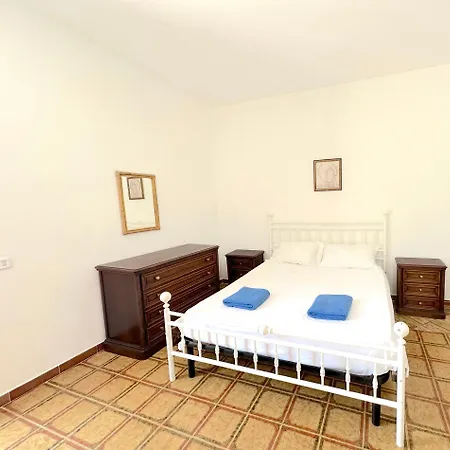 Villa Laura Apartments *