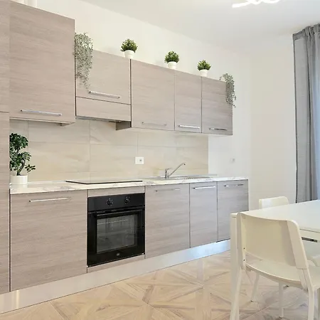 Villa Laura Apartments