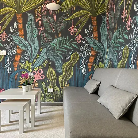 Villa Laura Apartments